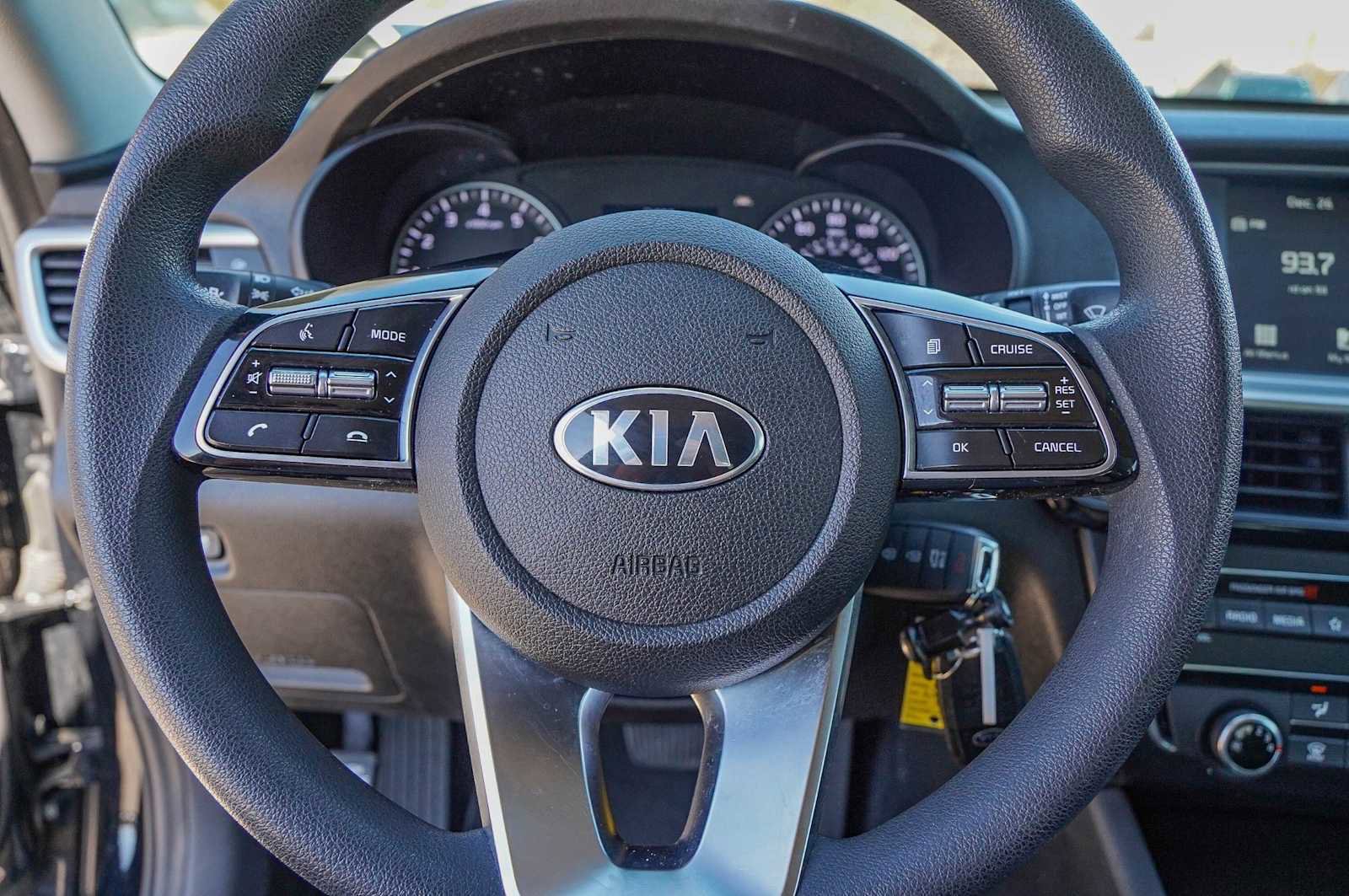 Used 2020 Kia Optima LX image 18