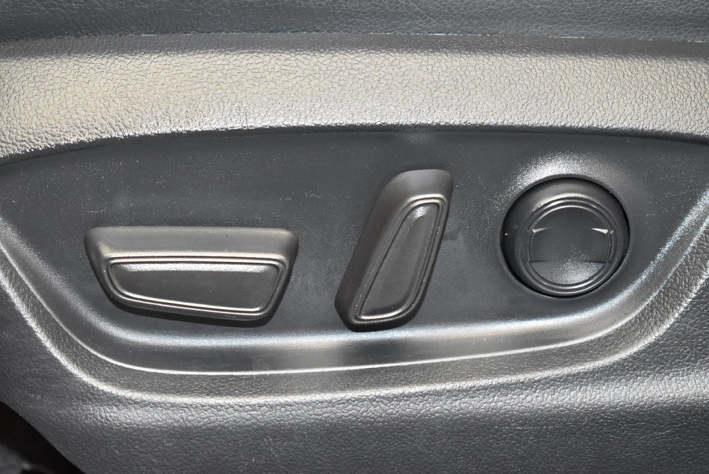 Used 2024 Toyota Camry XSE FWD image 14