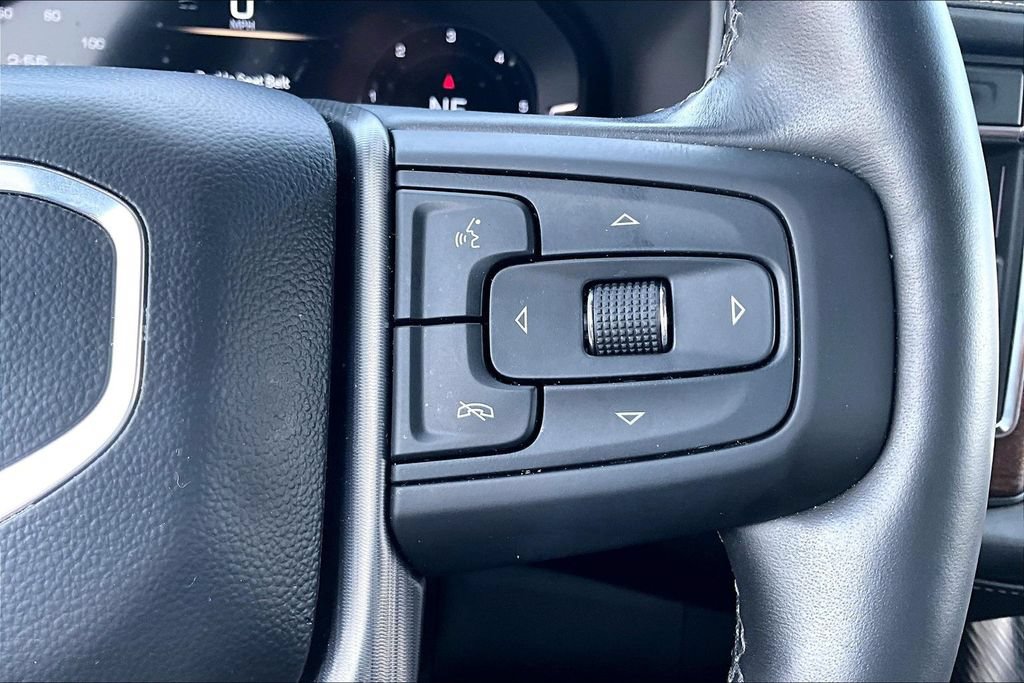 Used 2024 GMC Yukon Denali Ultimate AWD/4WD image 20