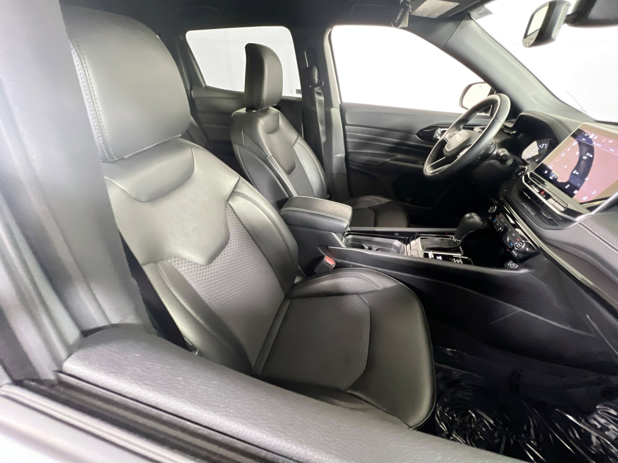 Used 2022 Jeep Compass Altitude w/ Convenience Group image 25