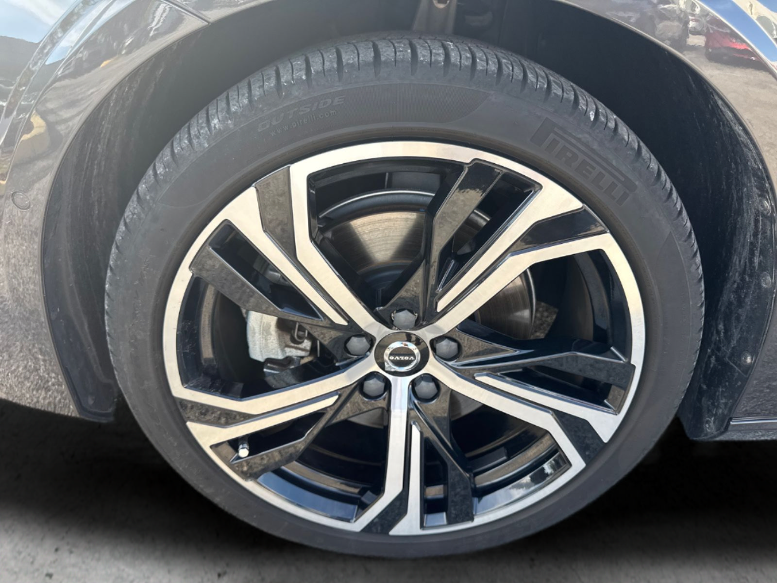 Used 2024 Volvo S60 B5 Plus w/ Protection Package Premier AWD/4WD image 45