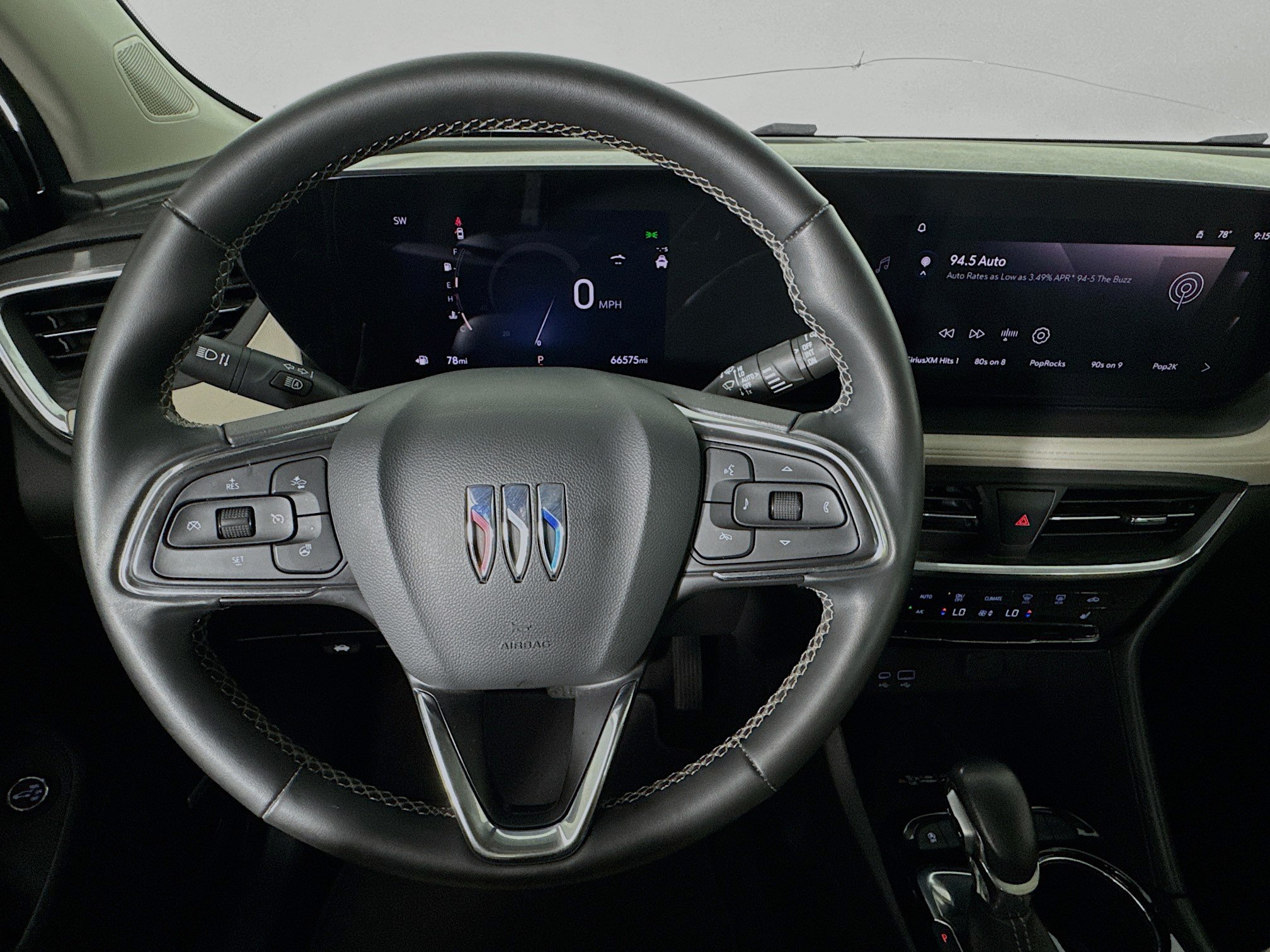 Used 2024 Buick Encore GX Avenir w/ Avenir Technology Package FWD image 10