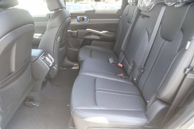 New 2026 Kia Sorento S FWD image 11