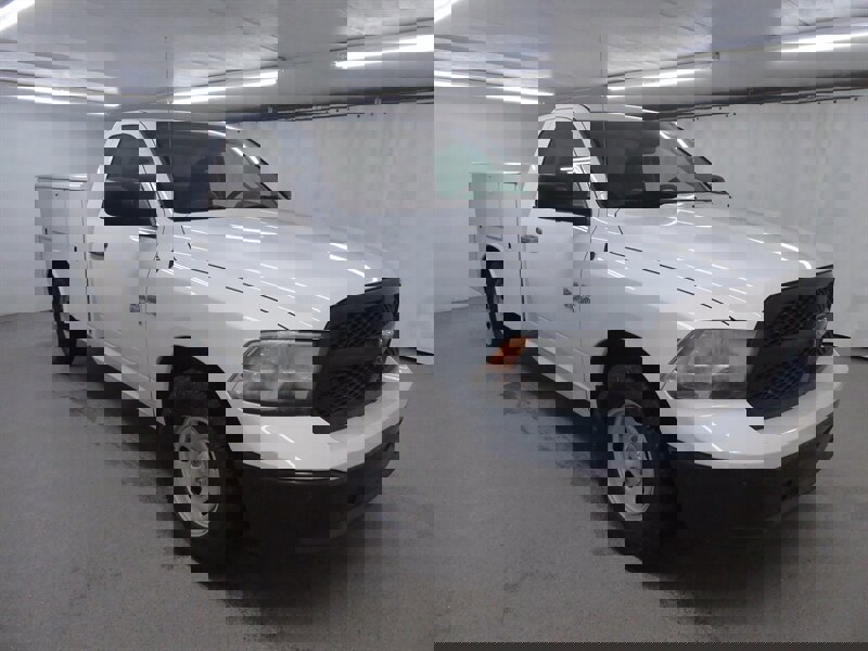 Used 2018 RAM 1500 Express image 1