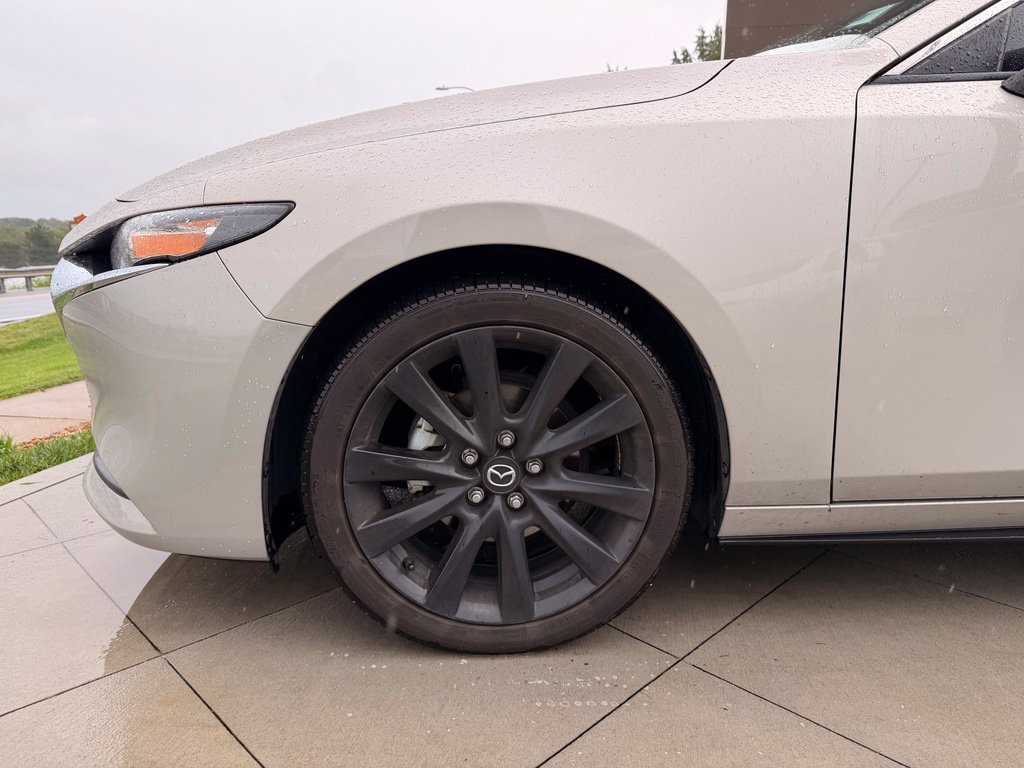 Used 2025 MAZDA MAZDA3 s FWD image 14