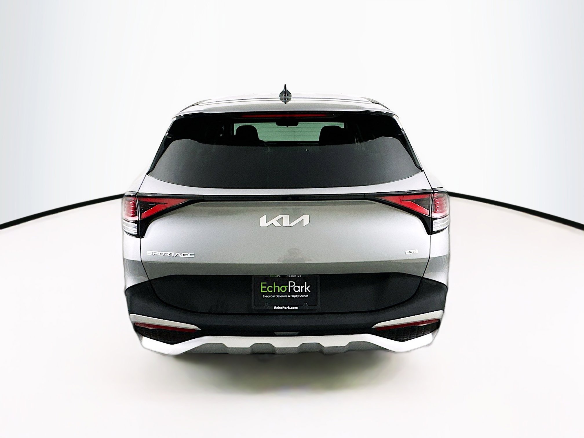 Used 2025 Kia Sportage LX image 7