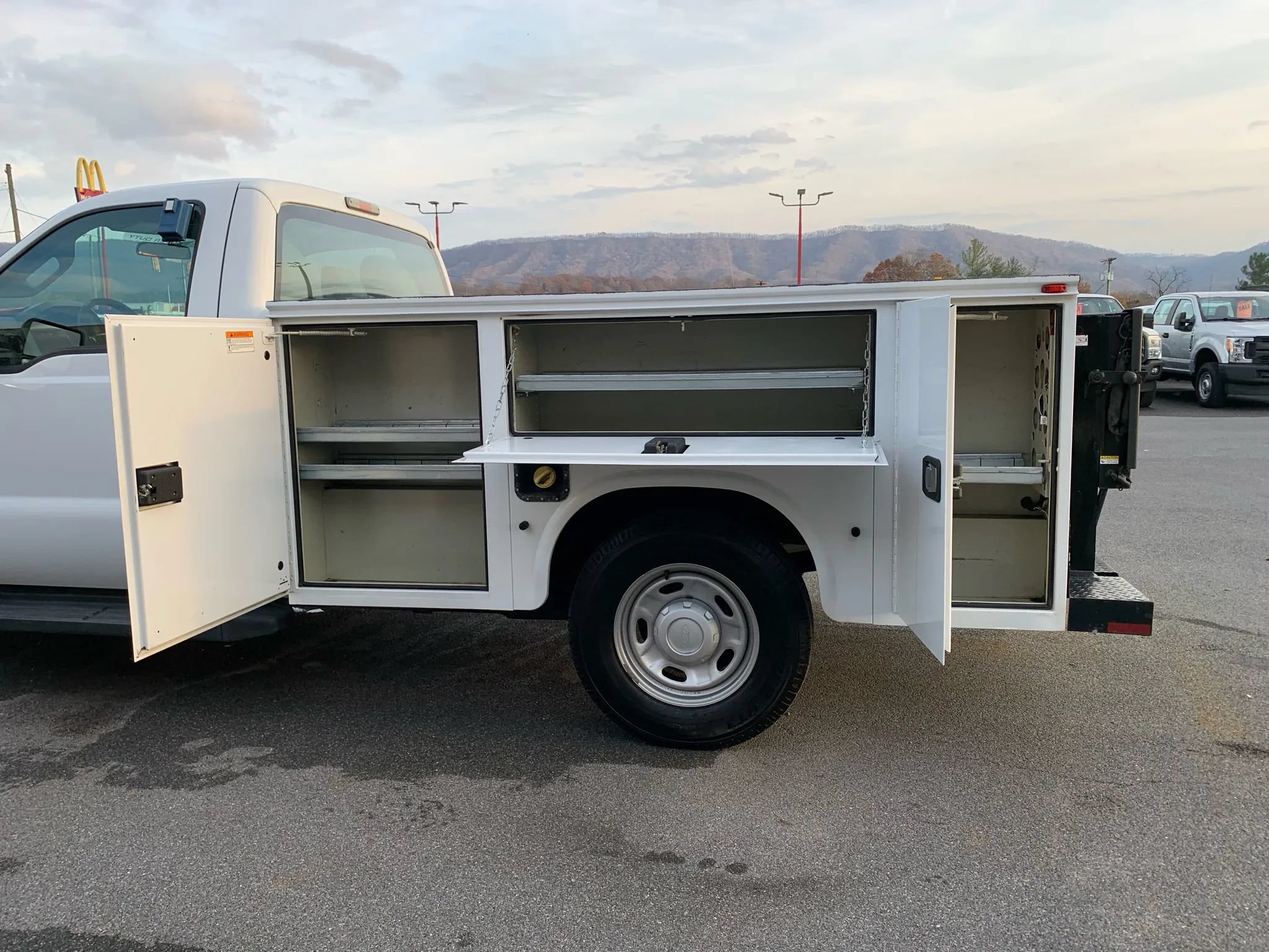 Used 2015 Ford F250 XL RWD image 23