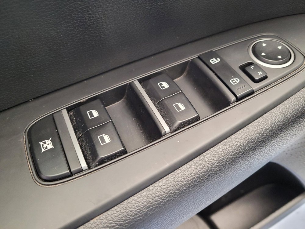 Used 2023 Kia Forte LXS w/ LXS Technology Package image 27