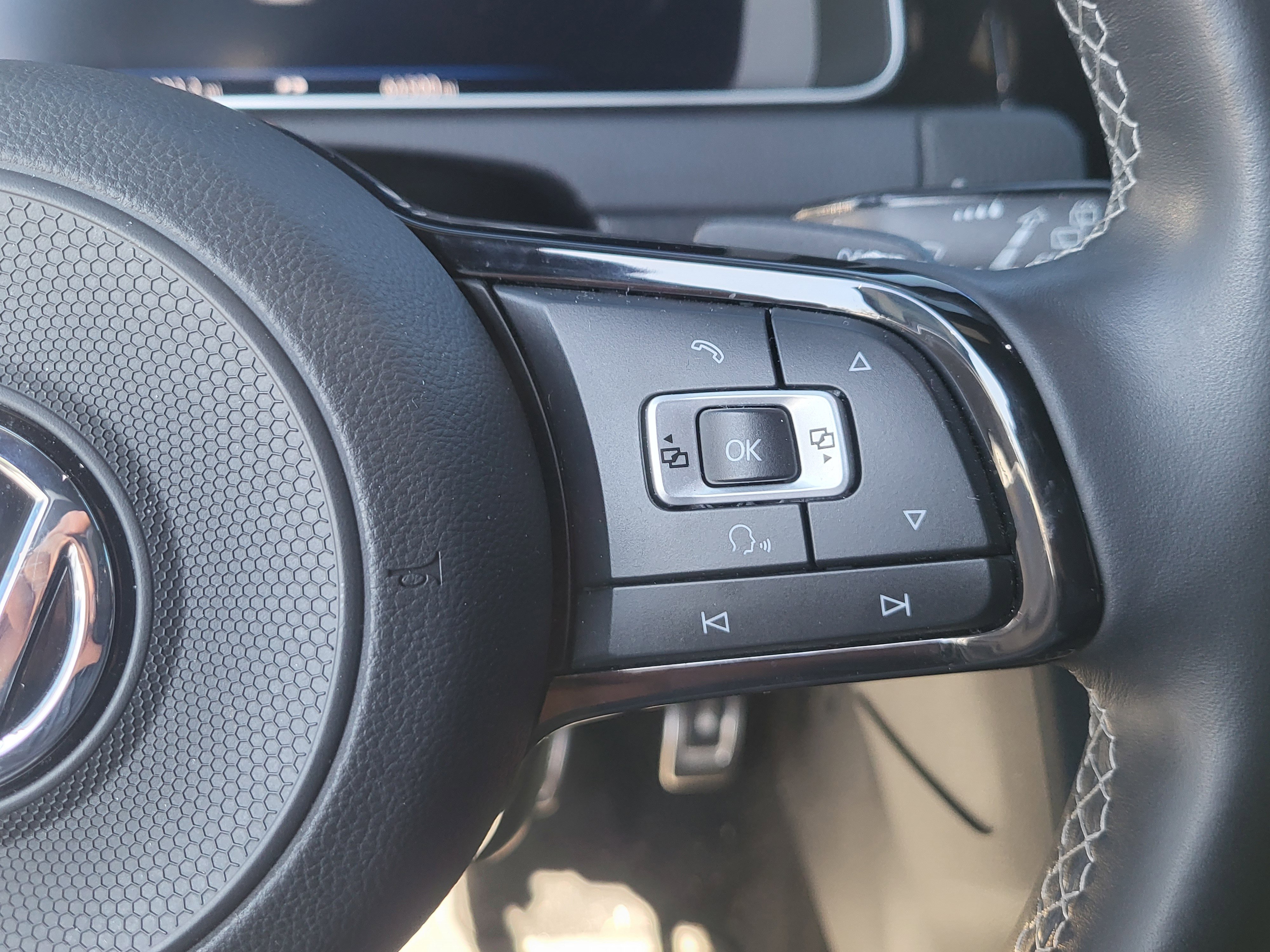 Used 2018 Volkswagen Golf R DCC & Navigation 4Motion image 53