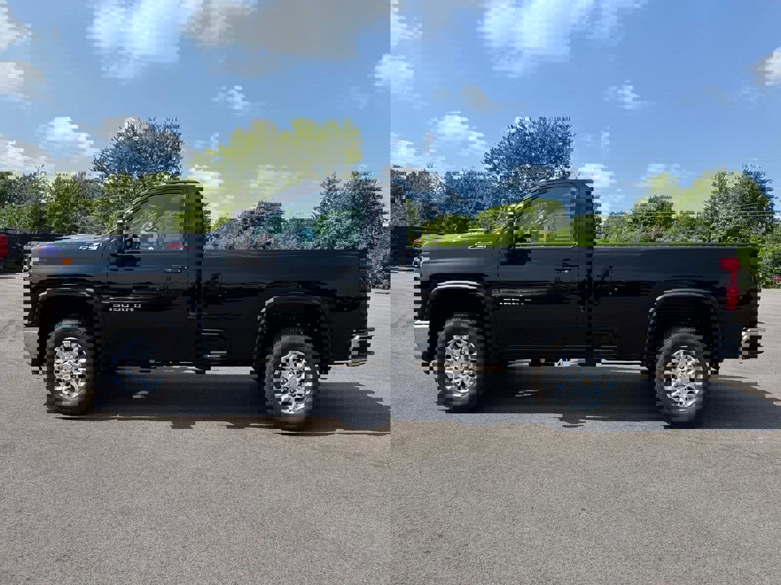 New 2025 Chevrolet Silverado 3500 LT image 13