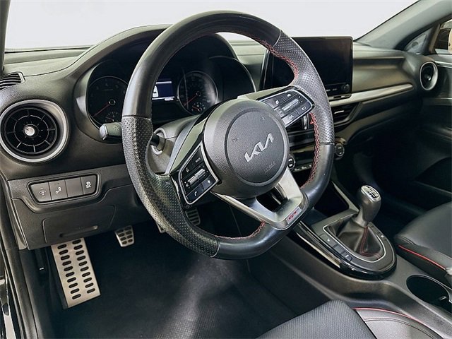 Used 2023 Kia Forte GT image 9