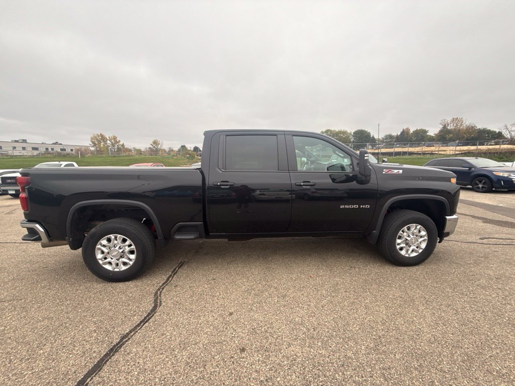 Used 2020 Chevrolet Silverado 2500 LT w/ Convenience Package AWD/4WD image 8