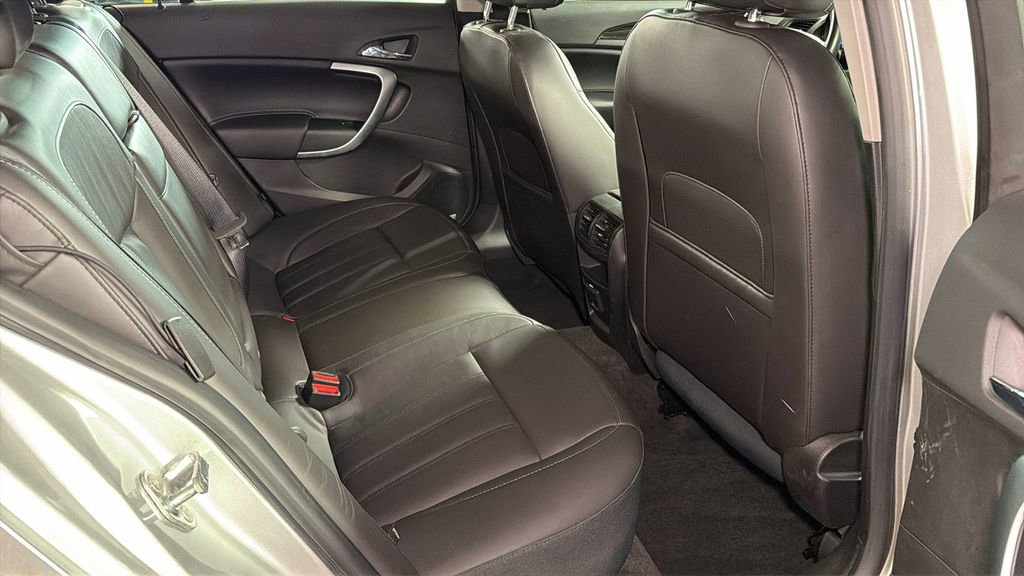 Used 2014 Buick Regal Premium w/ Driver Confidence Package #2 image 12