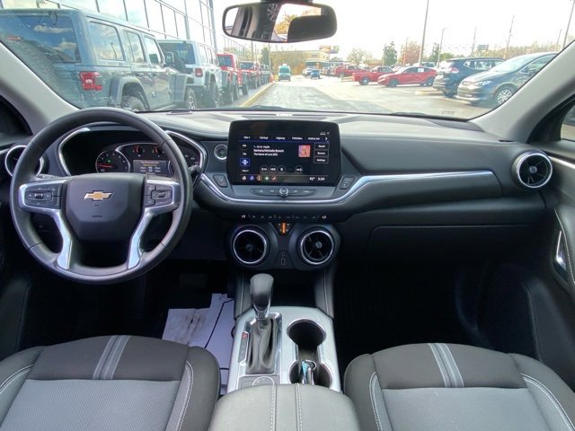 Used 2023 Chevrolet Blazer LT image 14