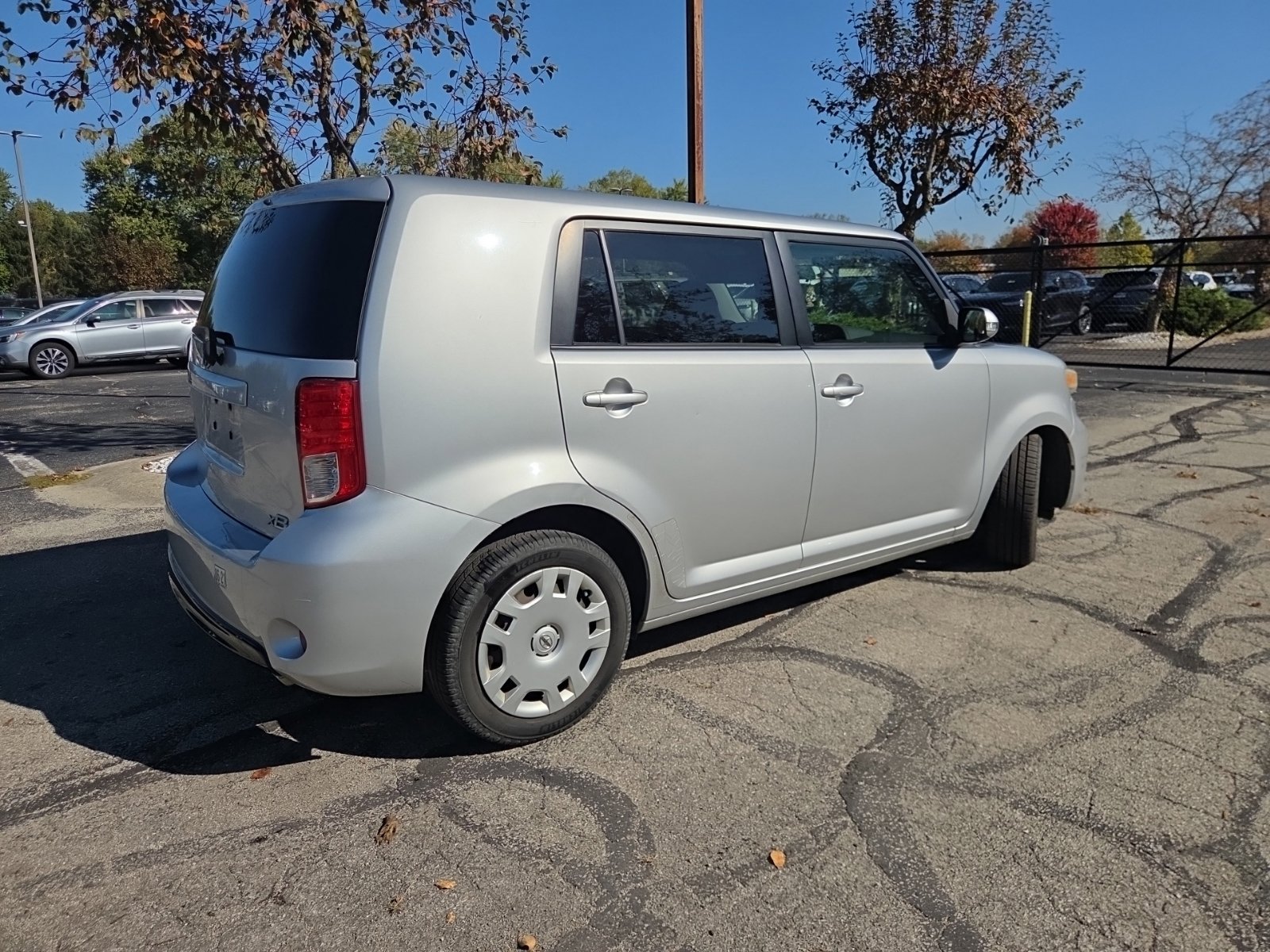 Used 2015 Scion xB FWD image 7