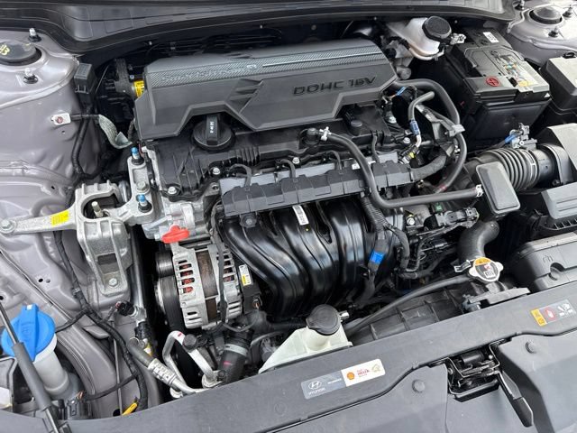 Used 2024 Hyundai Elantra SEL FWD image 25