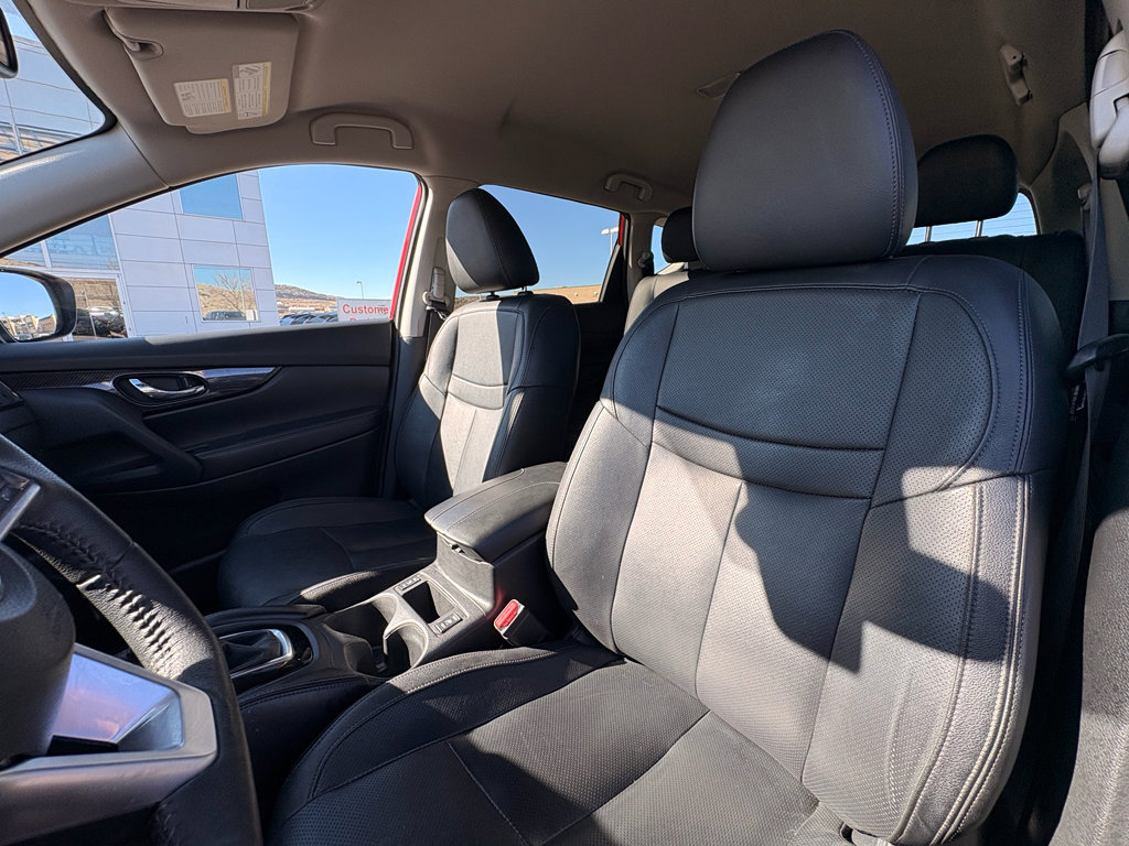 Used 2020 Nissan Rogue SL image 17