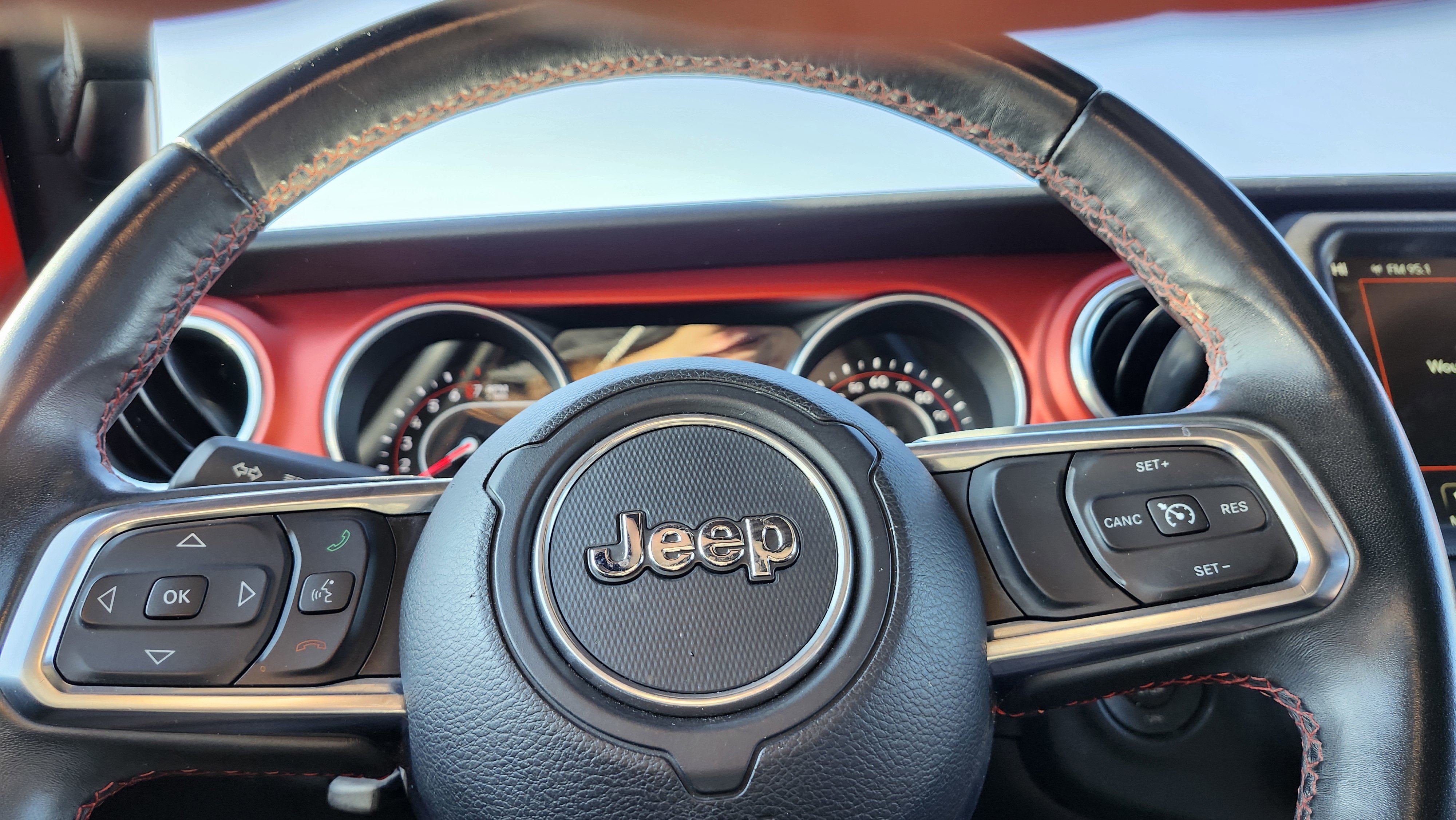 Used 2018 Jeep Wrangler Unlimited Rubicon image 25