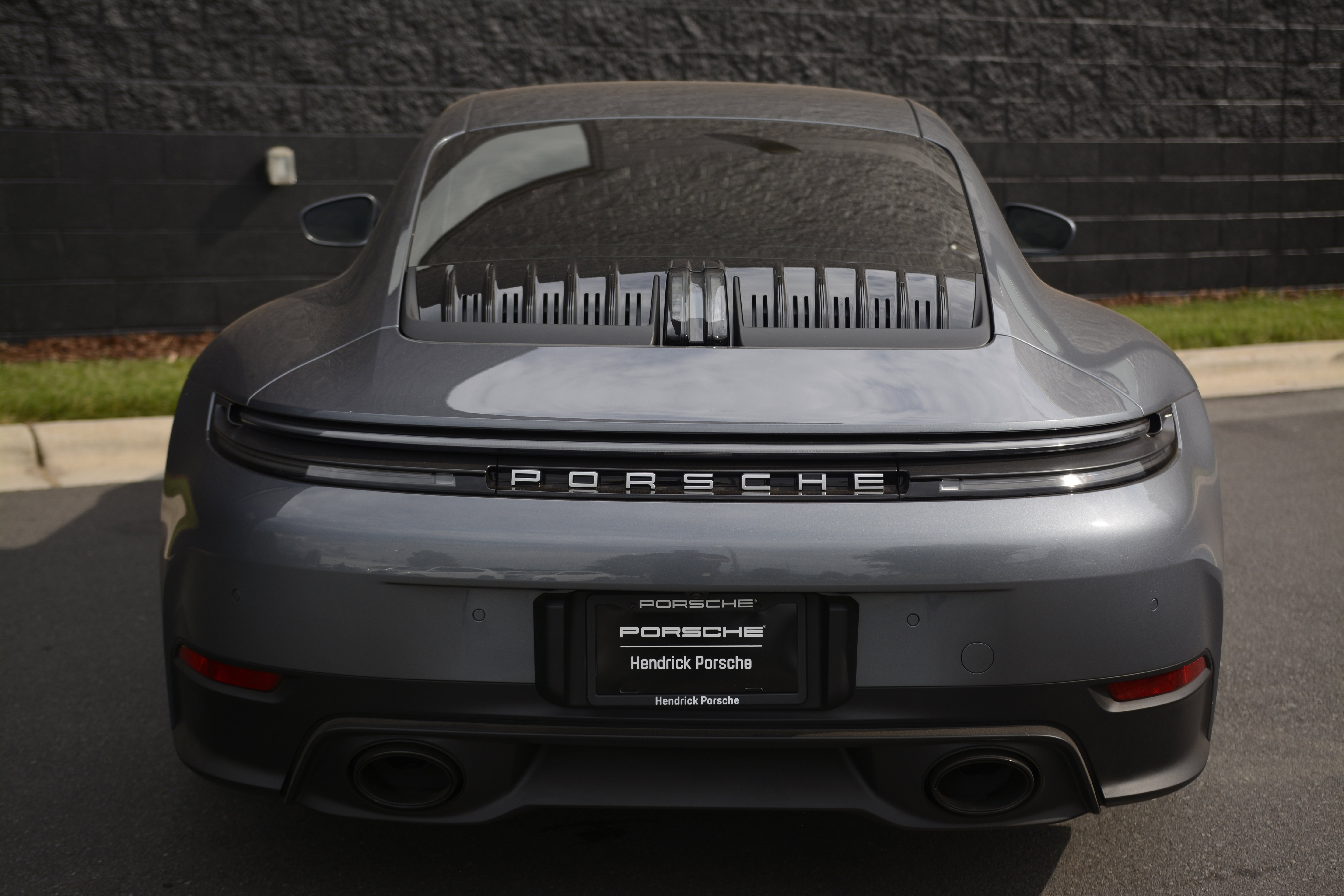 Certified 2026 Porsche 911 Carrera RWD image 6