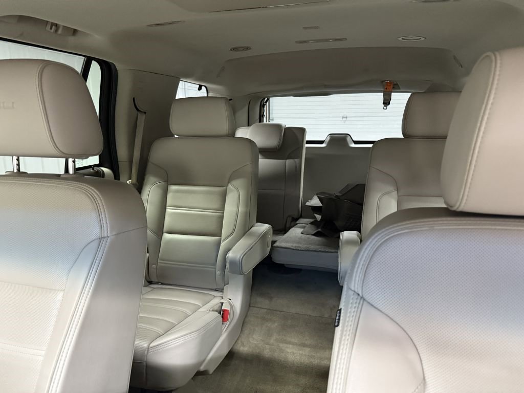 Used 2019 GMC Yukon Denali w/ Denali Ultimate Package image 12