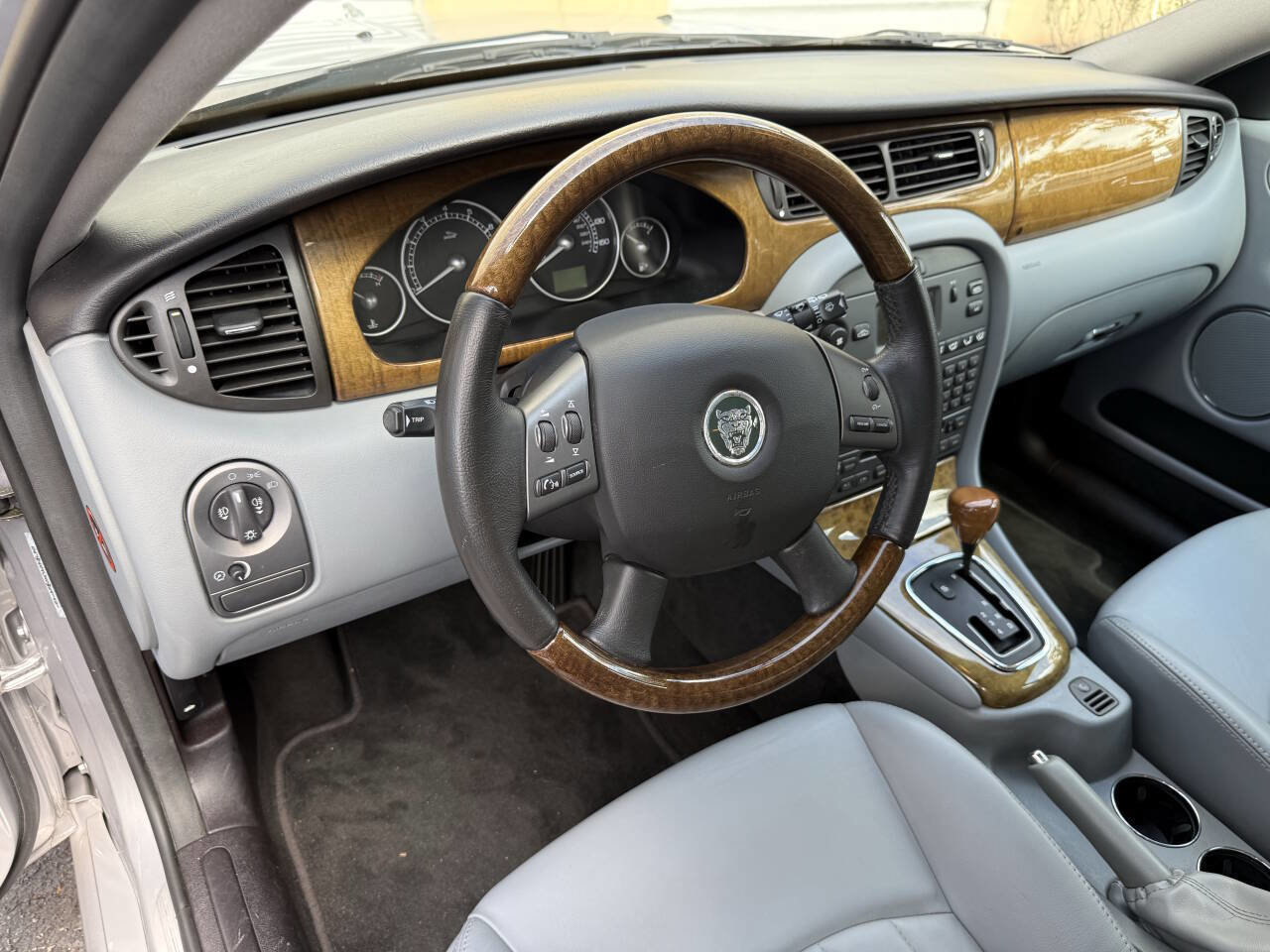 Used 2005 Jaguar X-TYPE 3.0 AWD/4WD image 10