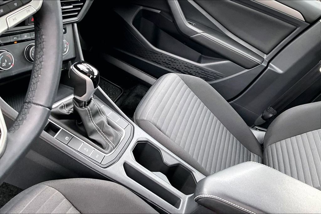 Certified 2024 Volkswagen Jetta S image 22