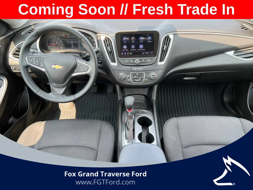 Used 2024 Chevrolet Malibu RS FWD image 3