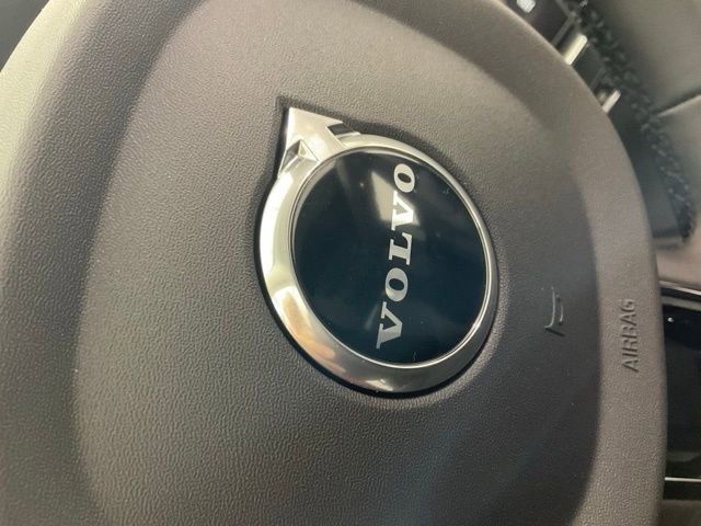 New 2026 Volvo XC90 B5 Plus image 46