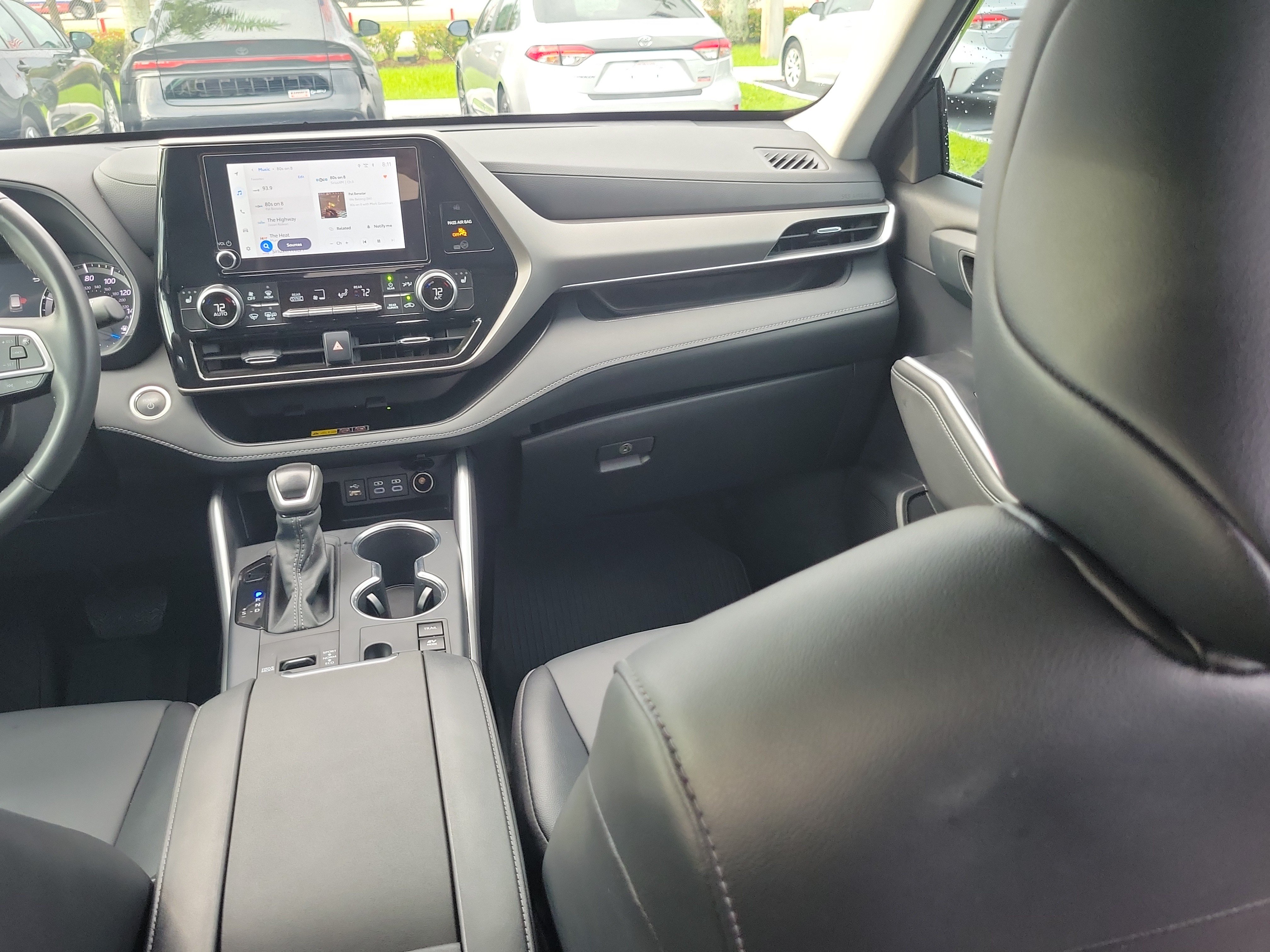 Used 2026 Toyota Highlander XLE AWD/4WD image 17