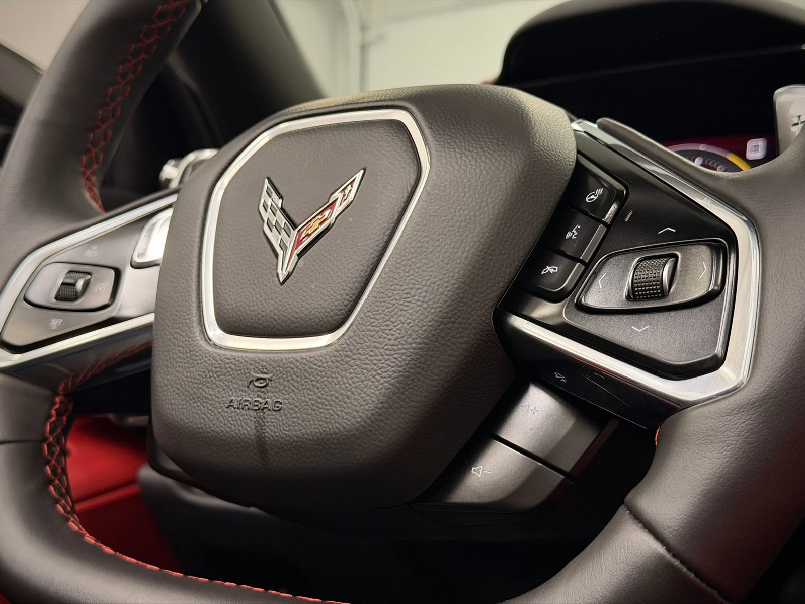 Used 2022 Chevrolet Corvette Stingray Preferred Conv w/ Z51 Performance Package RWD image 31