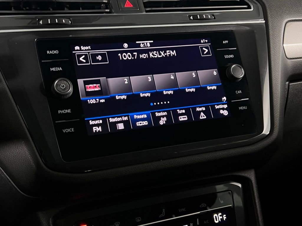 Used 2022 Volkswagen Tiguan SE image 17