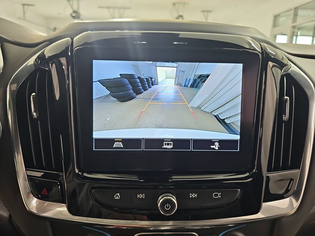 Certified 2023 Chevrolet Traverse LT w/ LPO, Floor Liner Package AWD/4WD image 30