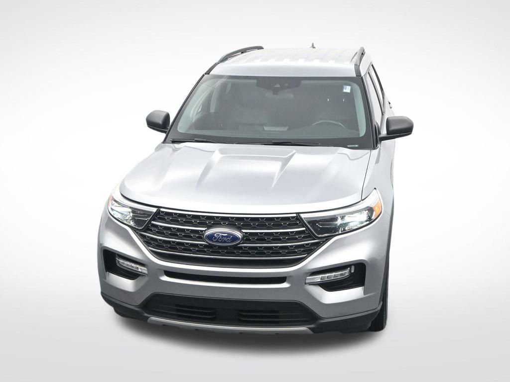 Certified 2023 Ford Explorer XLT w/ Equipment Group 202A image 24