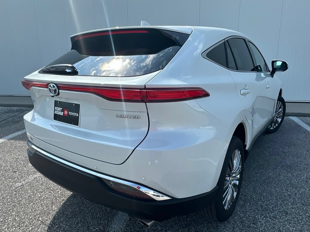 Used 2024 Toyota Venza Limited AWD/4WD image 7
