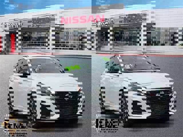 Used 2024 Nissan Altima 2.0 SR