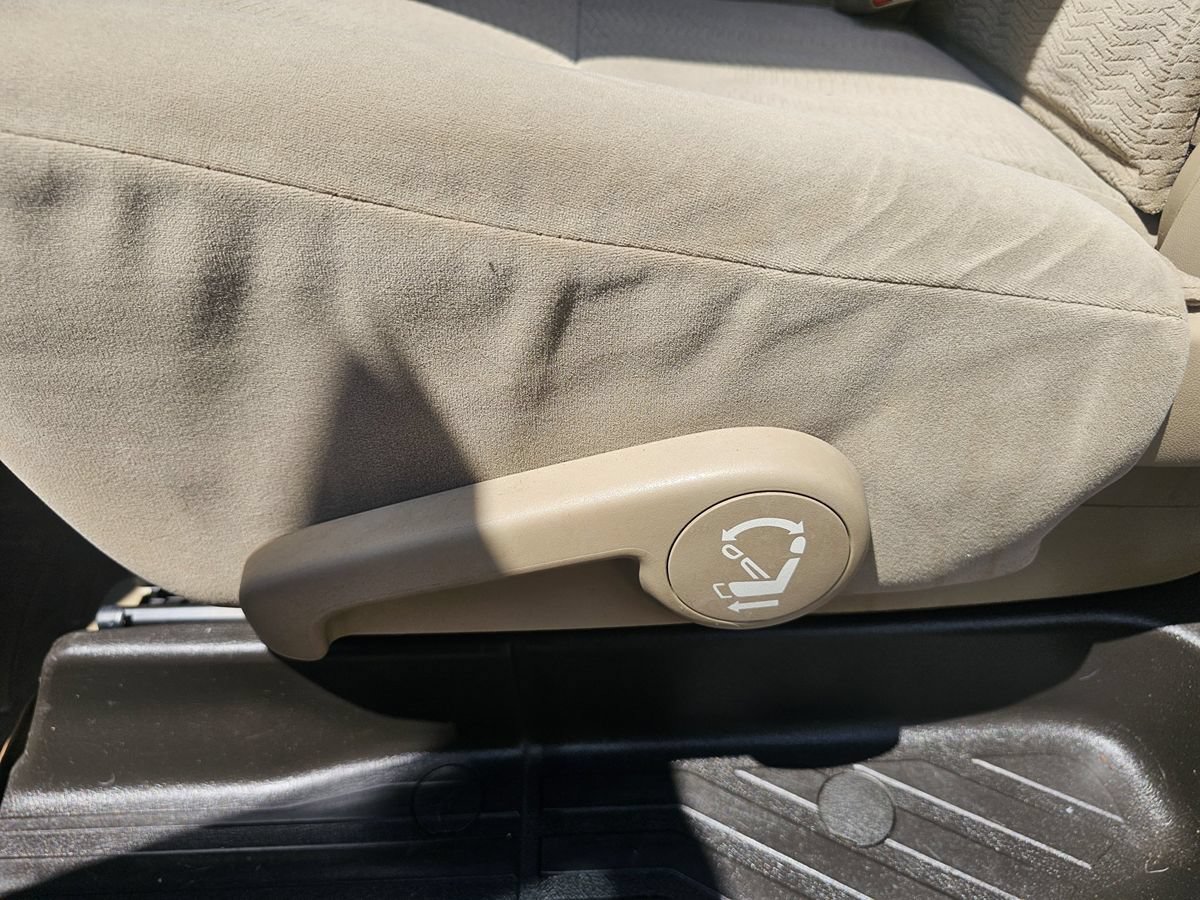 Used 2008 Toyota Sequoia SR5 AWD/4WD image 30