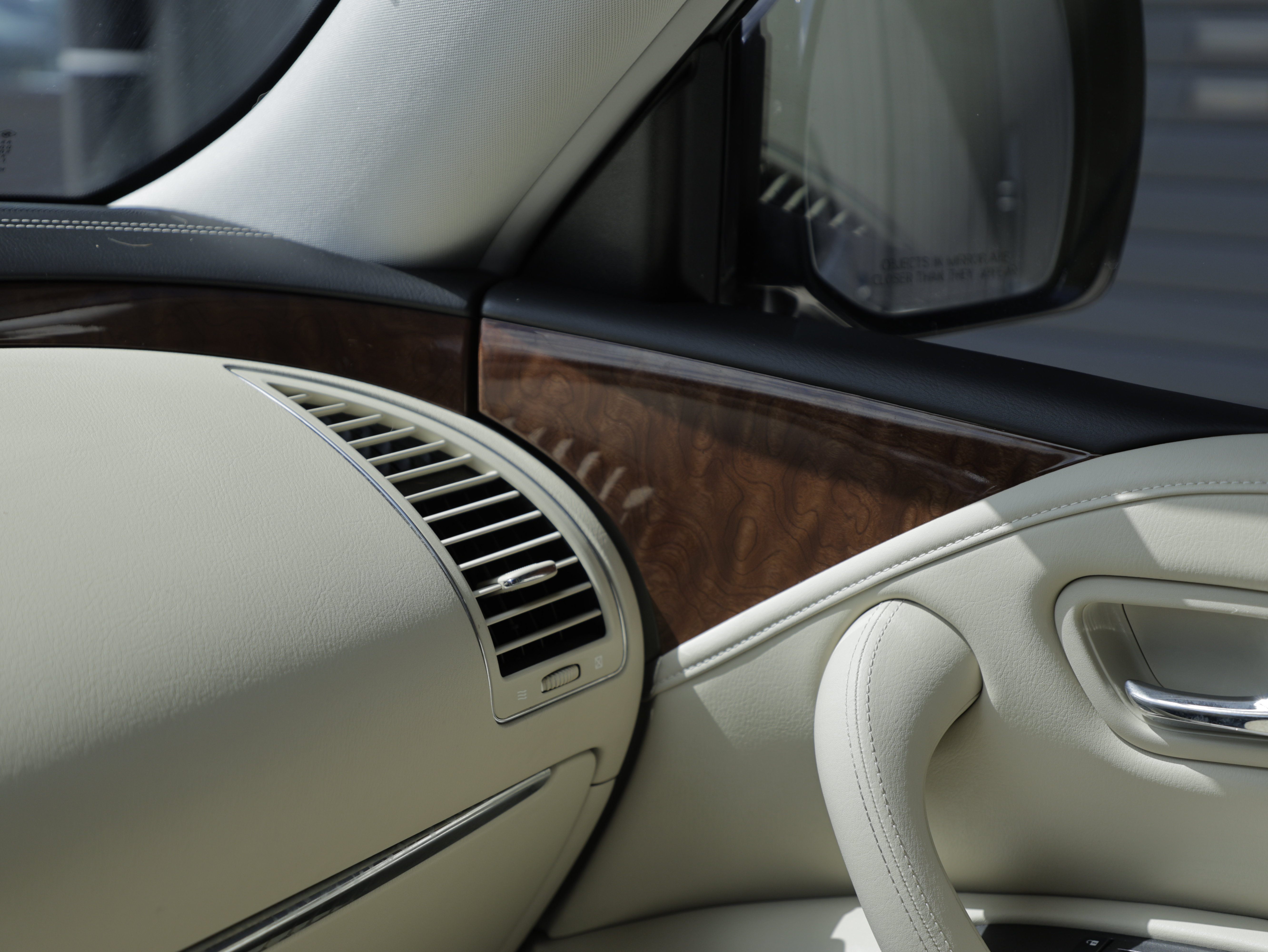 Used 2019 INFINITI QX80 Luxe w/ All-Season Package RWD image 25