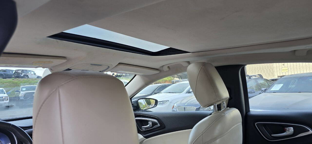 Used 2016 Chrysler 200 C w/ Navigation & Sound Group I image 18