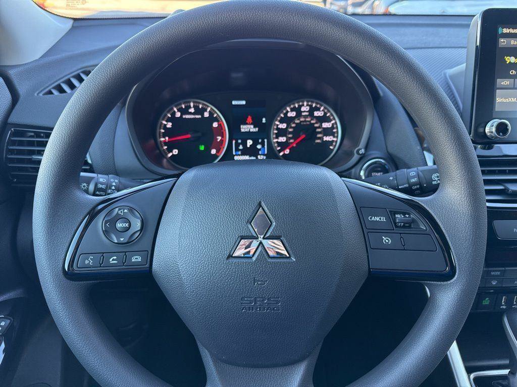 New 2026 Mitsubishi Eclipse Cross LE AWD/4WD image 17