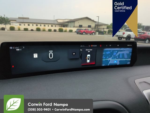 Certified 2026 Ford Expedition Active AWD/4WD image 17