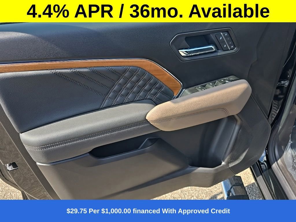 New 2026 GMC Canyon Denali image 17