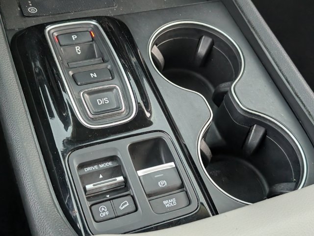 Used 2025 Honda Pilot EX-L image 13