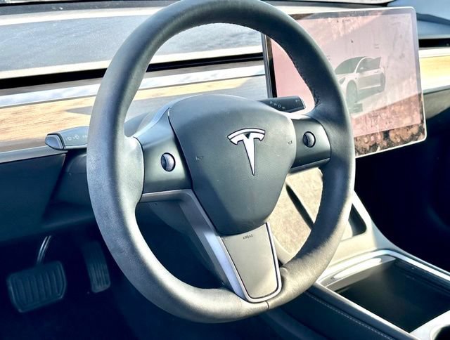 Used 2023 Tesla Model 3 Standard Range RWD image 14