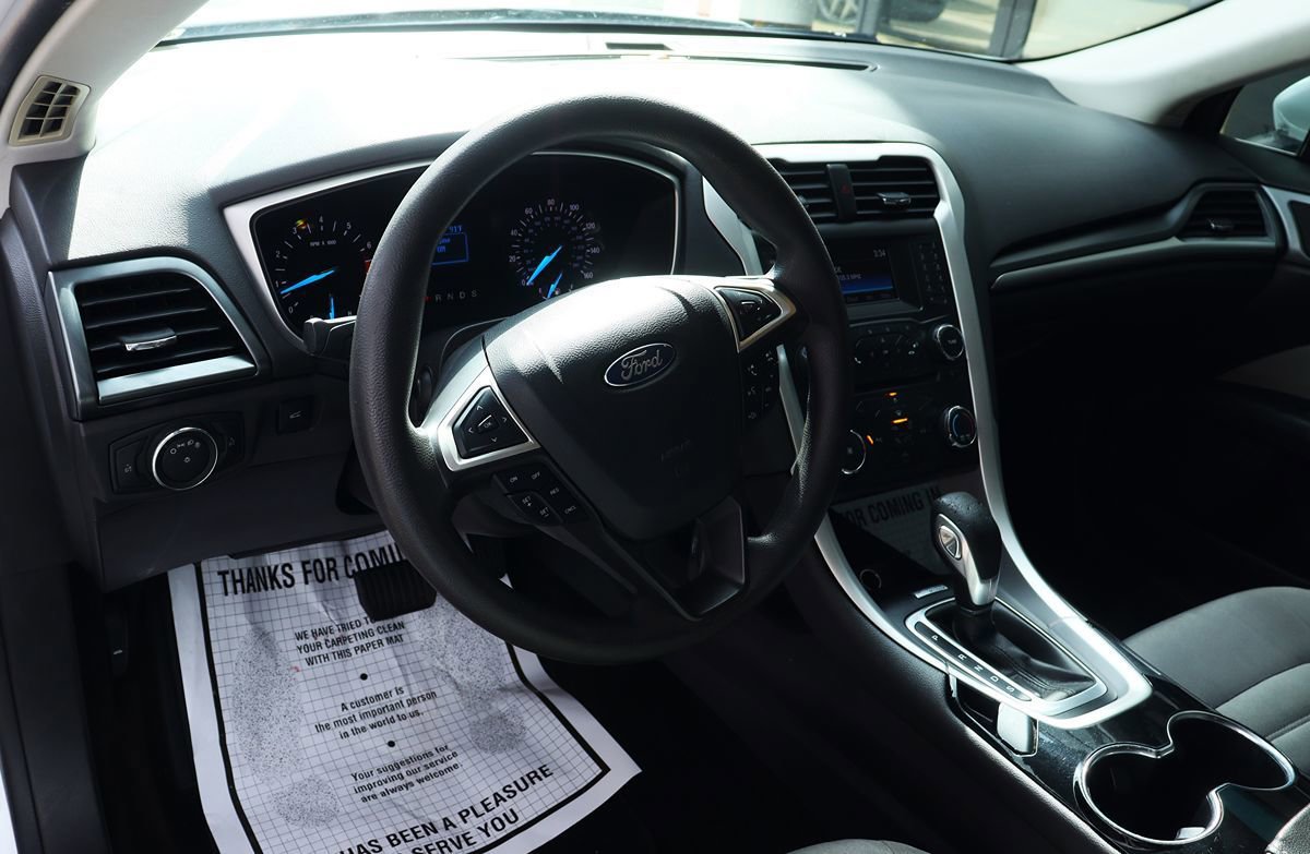 Used 2014 Ford Fusion S image 37