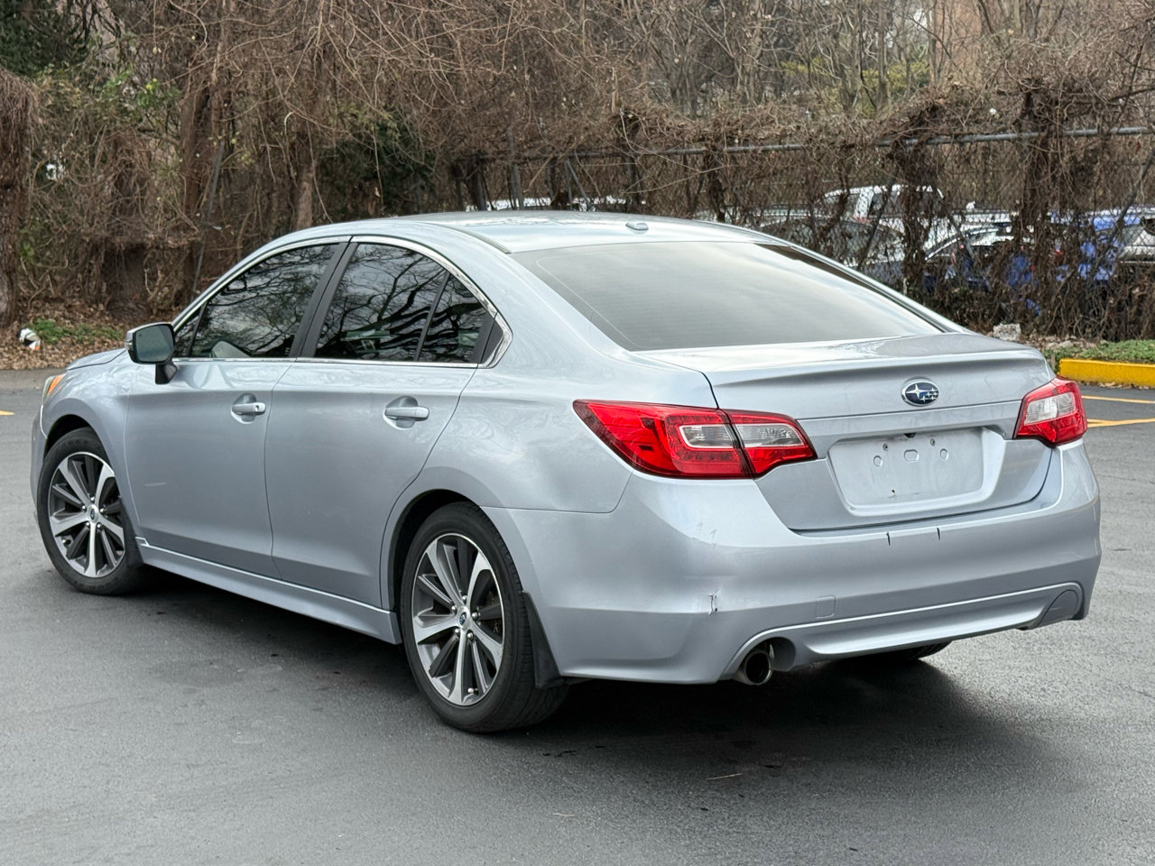 Used 2015 Subaru Legacy 2.5i Limited image 3