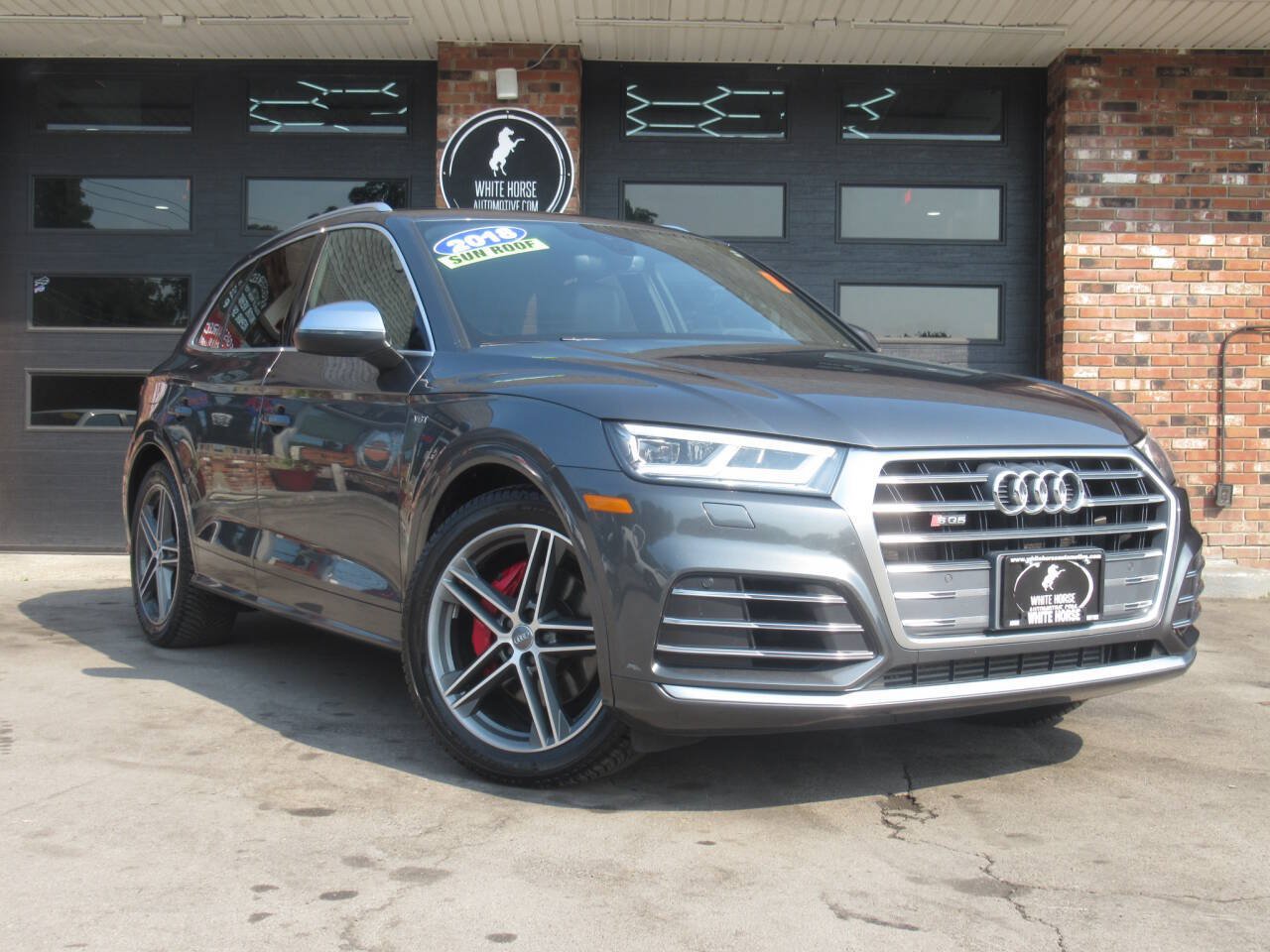 Used 2018 Audi SQ5 Premium Plus w/ S Sport Package AWD/4WD image 2