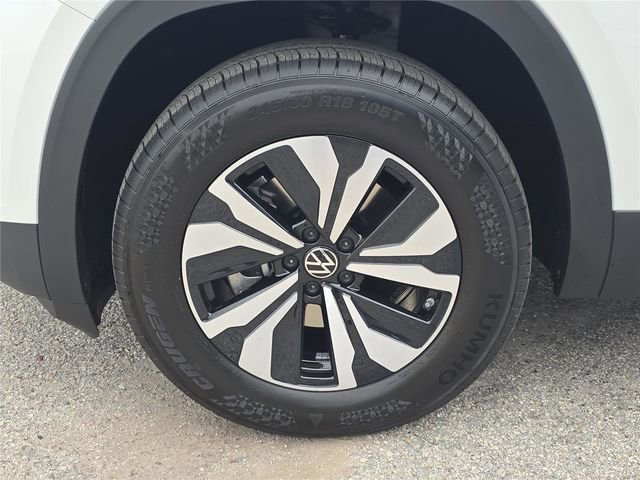 New 2026 Volkswagen Atlas SE image 9