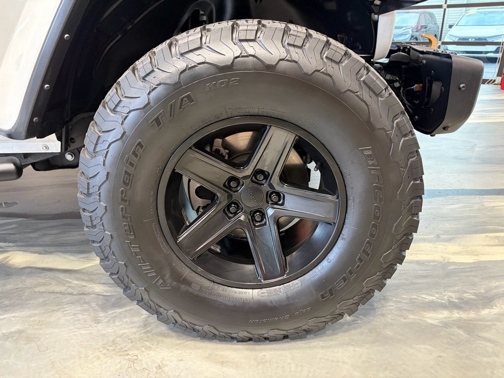 Used 2022 Jeep Wrangler Unlimited Rubicon w/ Trailer Tow Package AWD/4WD image 26