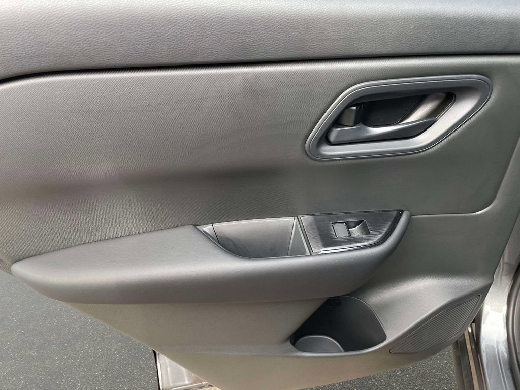 New 2026 Nissan Rogue S FWD image 15