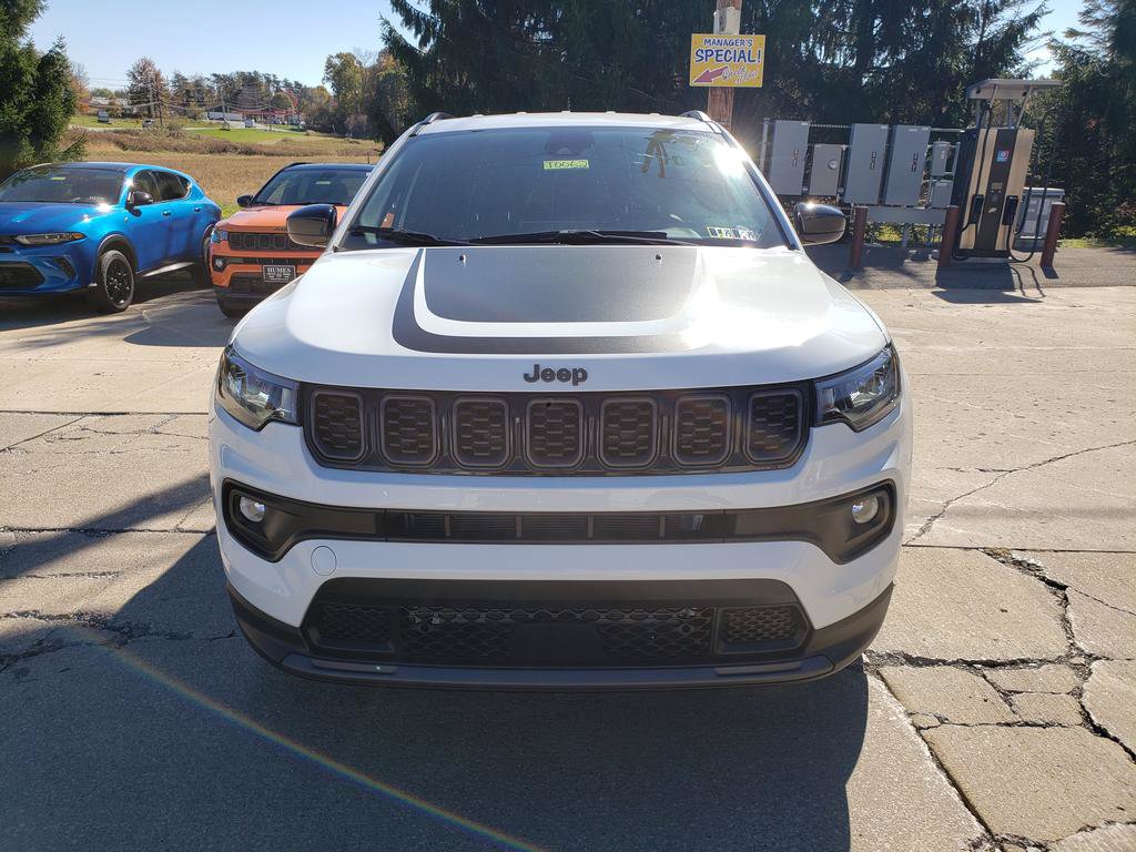 New 2026 Jeep Compass Latitude AWD/4WD image 9